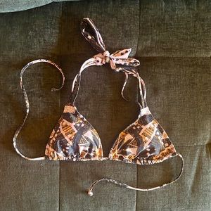 Xhilaration Bikini Top. Size M.
